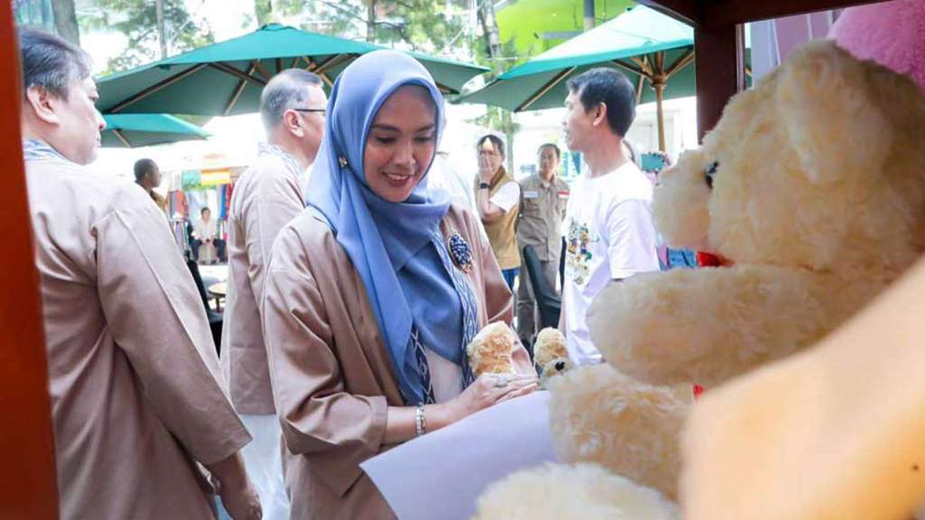 38 UMKM Unggulan Meriahkan Festival Sentra Industri Bandung 2026