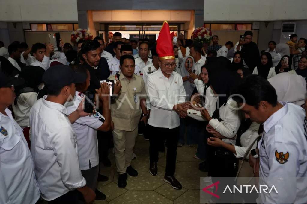 40 Ribu Kopdes Merah Putih Siap Menggerakkan Desa Oktober Ini