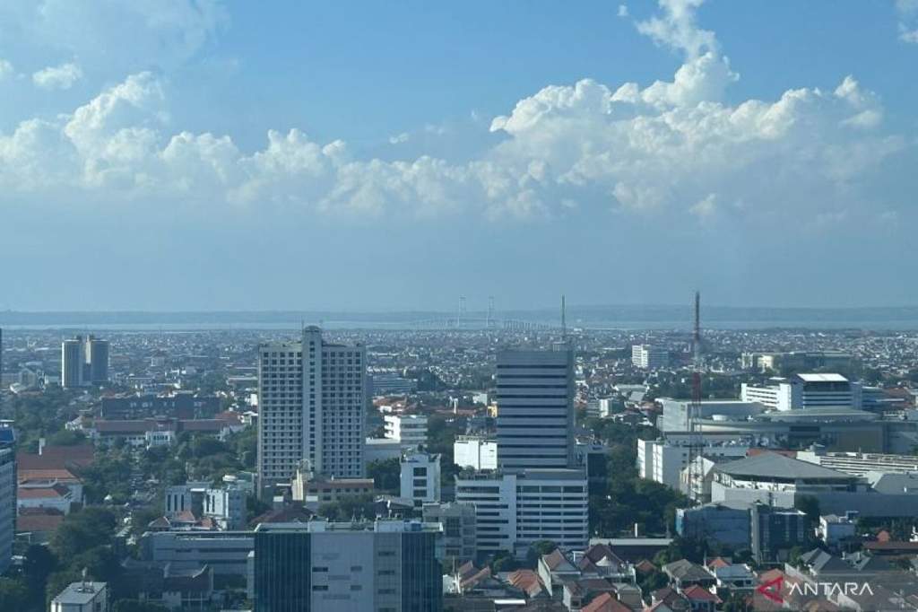 BMKG Prakirakan Surabaya dan Mayoritas Kota Besar Berawan