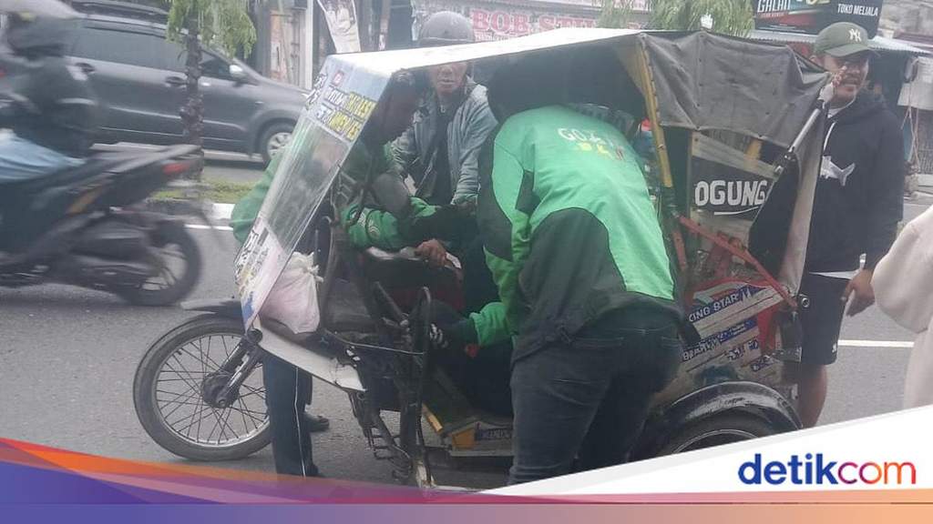 Kondisi setelah kecelakaan ojol tunarungu yang menjadi korban pencurian motor di Kota Medan