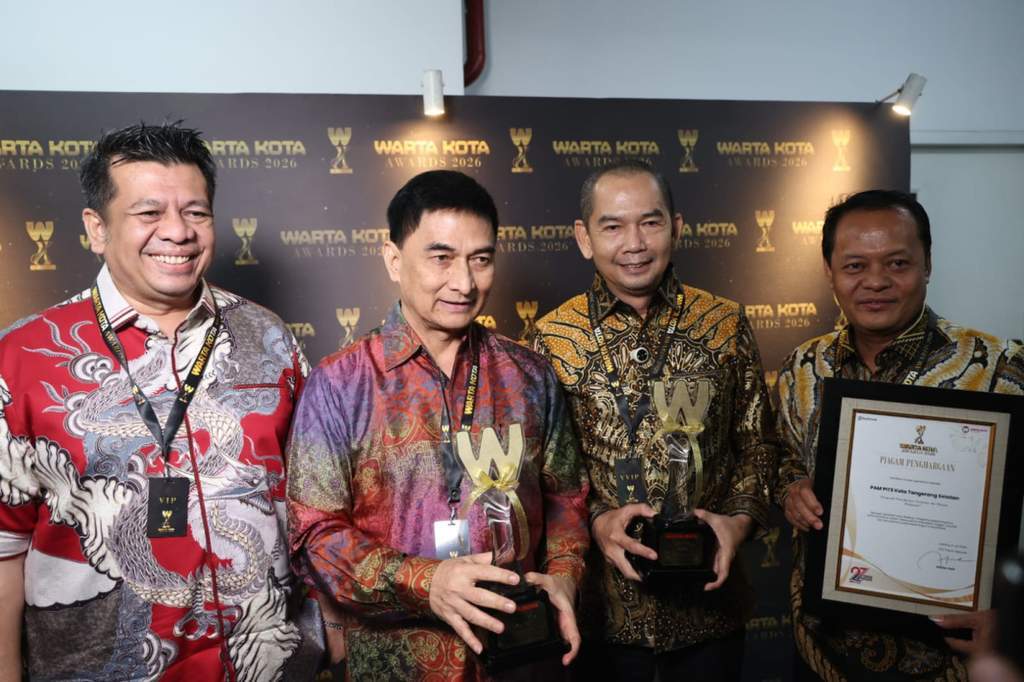 Wakil Gubernur Banten menerima penghargaan pembangunan infrastruktur jalan desa berkelanjutan