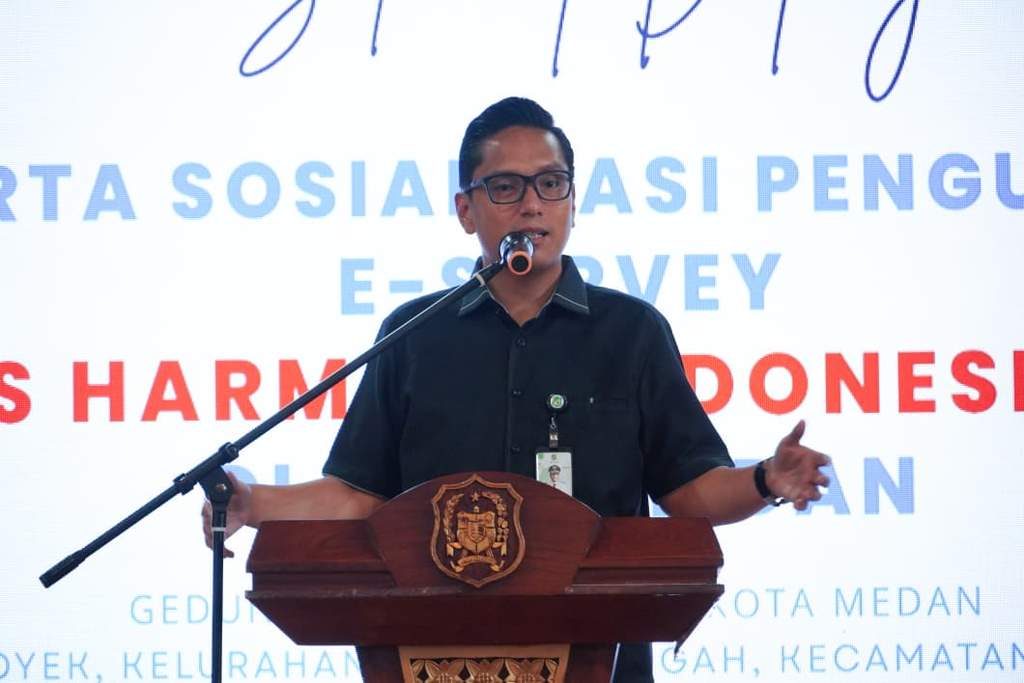 Wali Kota Medan Rico Waas membuka sosialisasi E-Survey Indeks Harmoni Indonesia di Gedung PKK